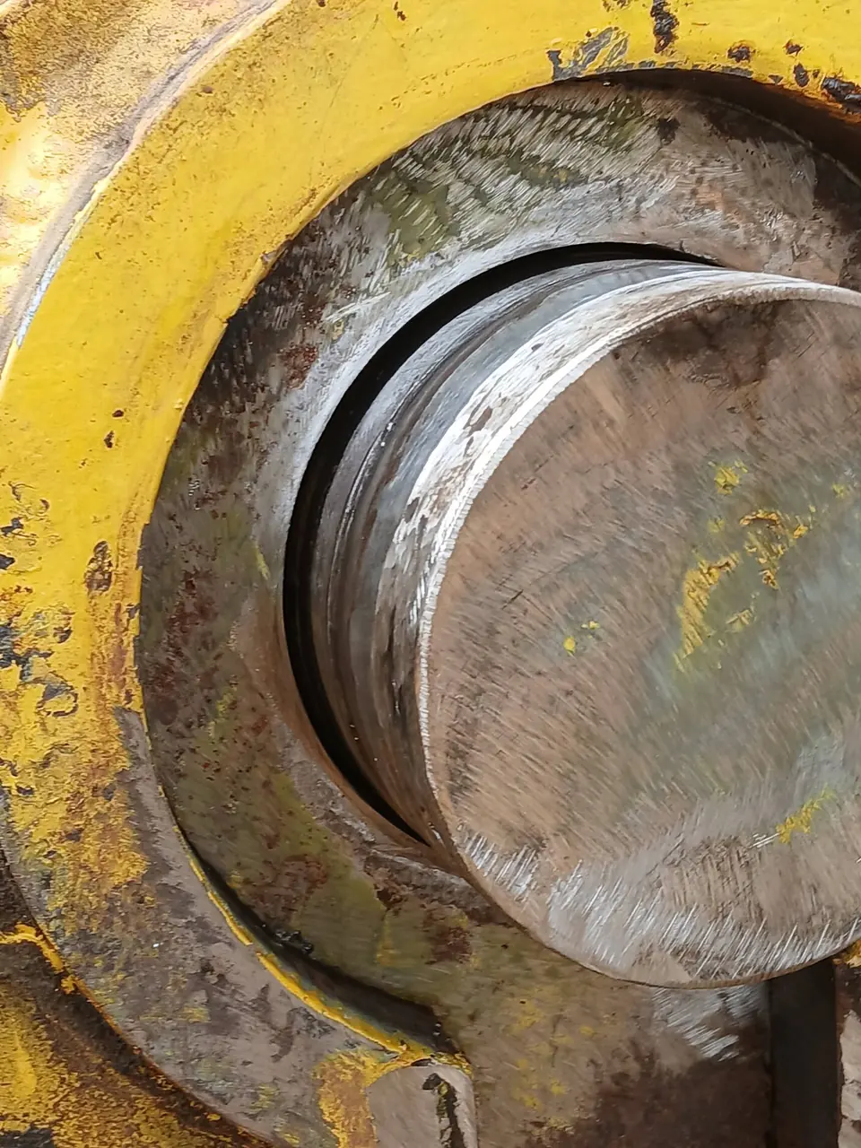 Clean machined bore in a heavy boom casting